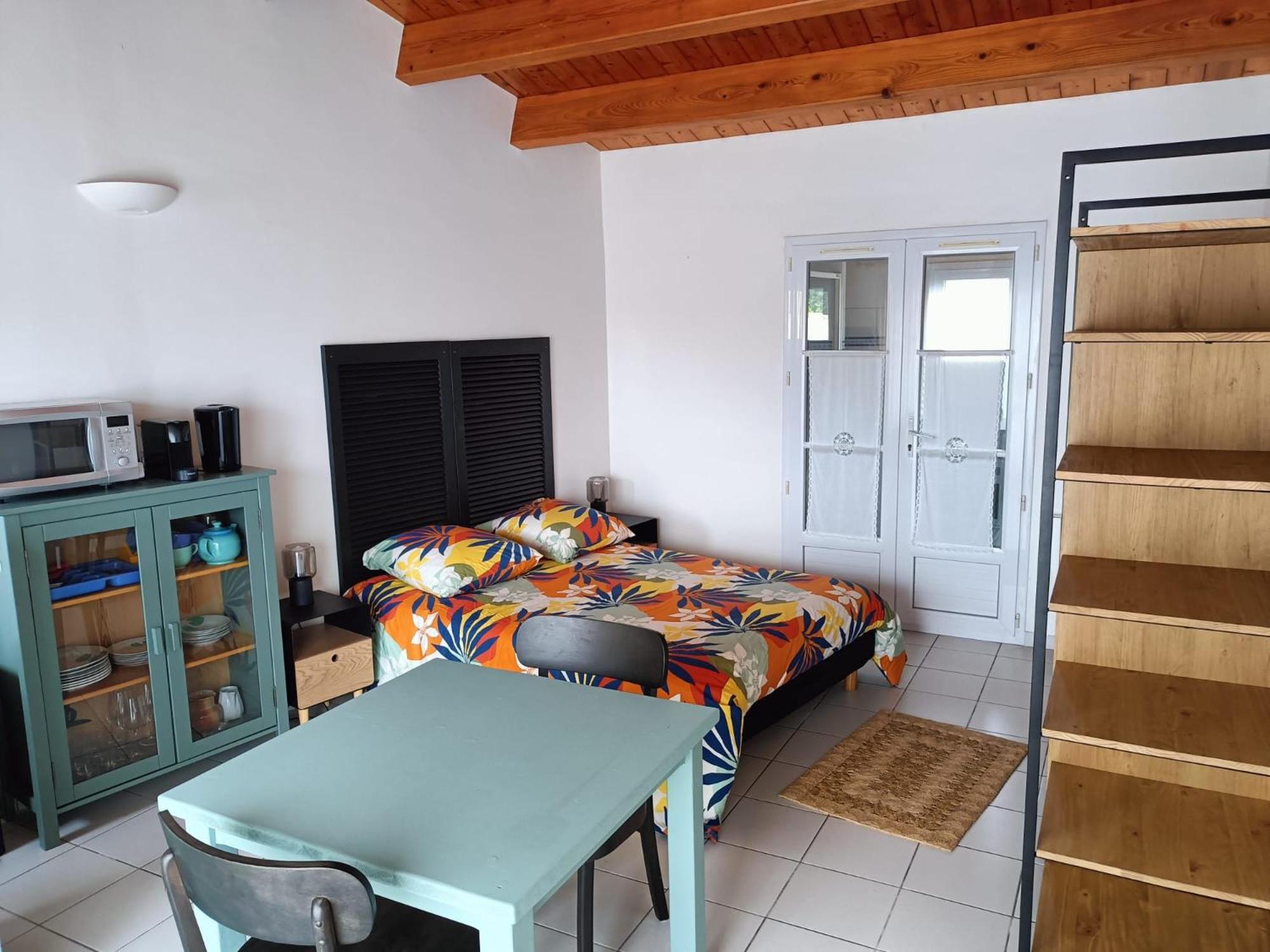 Large Studio Close To The Beach Saint-Martin-de-Re Ngoại thất bức ảnh